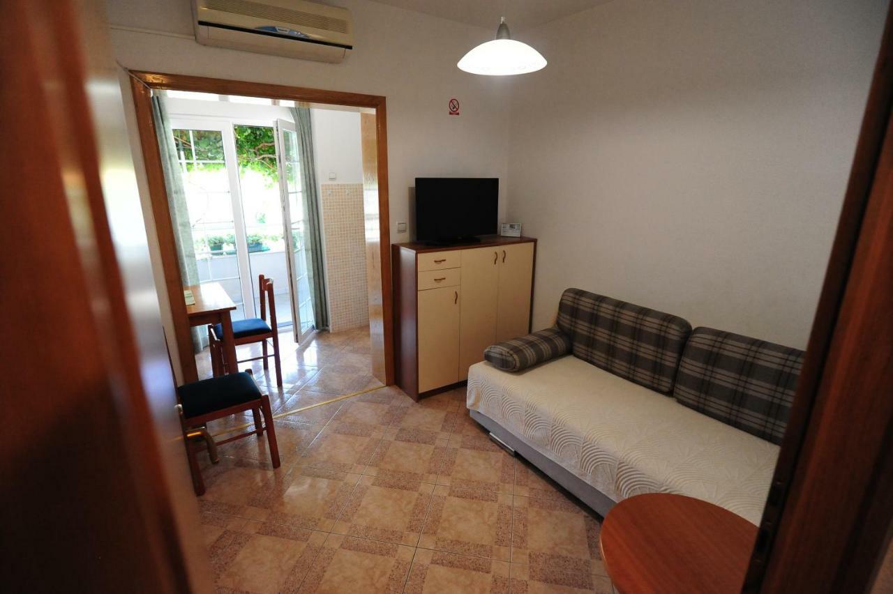 Milic Apartments Makarska Esterno foto