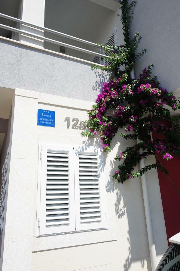 Milic Apartments Makarska Esterno foto