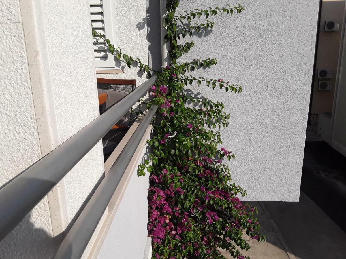 Milic Apartments Makarska Esterno foto