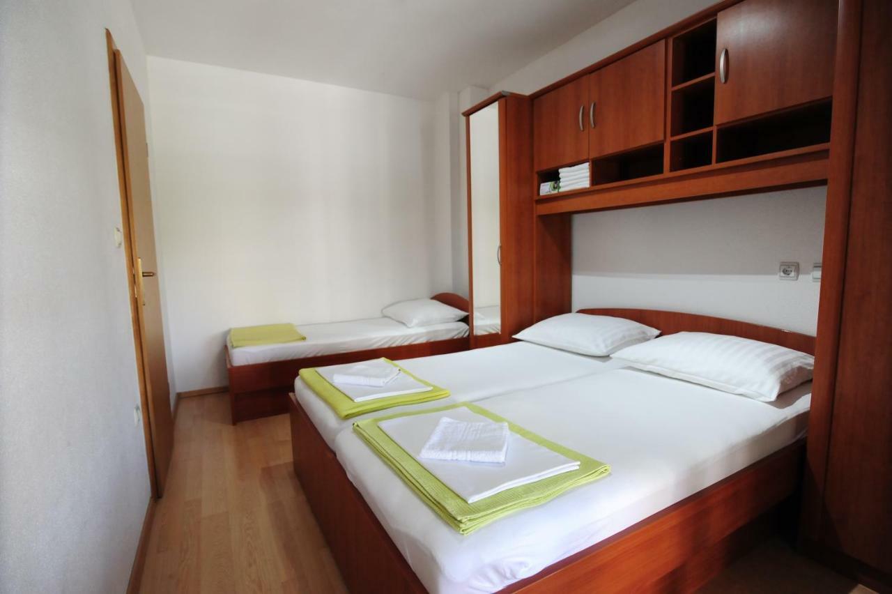 Milic Apartments Makarska Esterno foto